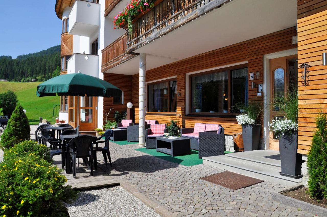 Guesthouse Rungg Badia  Exterior photo